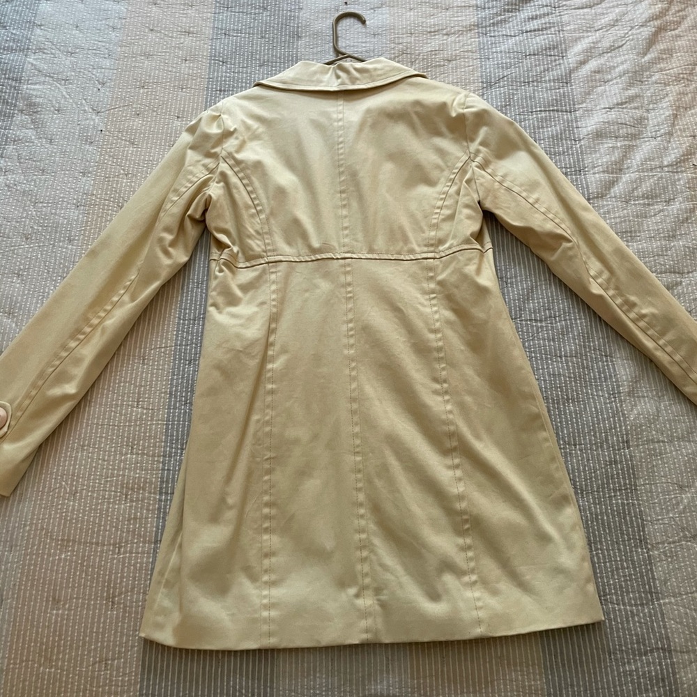 Button down spring coat - Picture 3 of 5